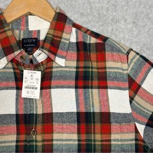 J. Crew Long Sleeve Button Up Plaid Flannel Shirt-Red/Tan/Black/Green-Men Medium